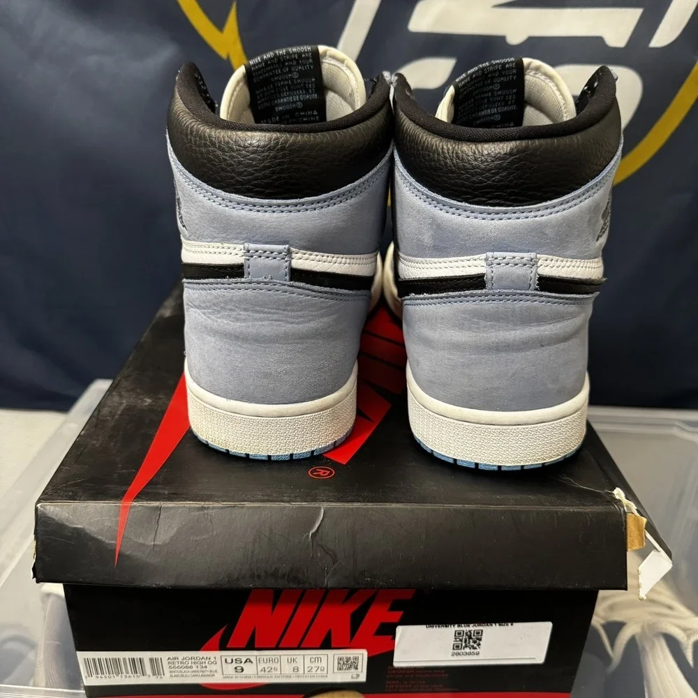 Nike Air Jordan 1 Retro High OG White Black University Blue Size 9 555088-134 - Picture 5 of 9